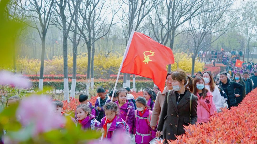 與春天相約，攜快樂同行——洛陽東外小學(xué)部研學(xué)系列活動(dòng)（三）