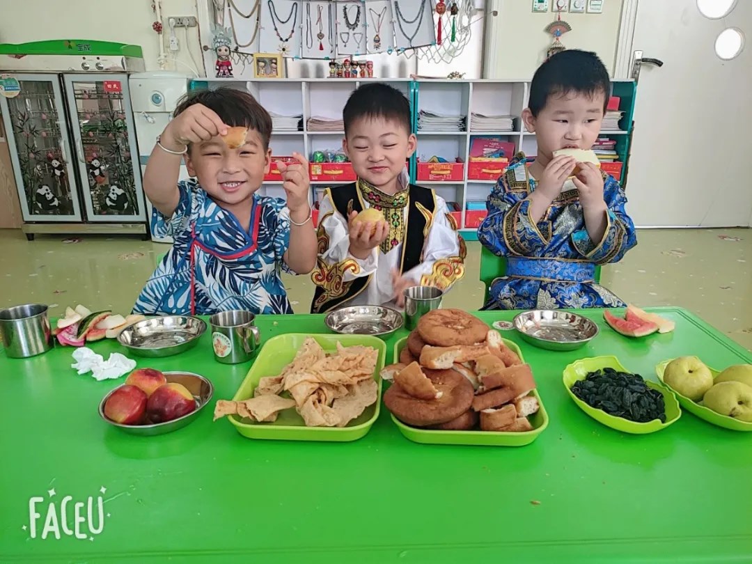 洛陽東方外國語幼兒園獻(xiàn)禮建黨一百年暨六一民族大聯(lián)歡活動(dòng)